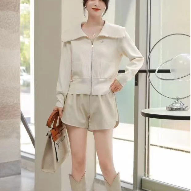 【锦衣服饰】XYJR 628时尚大翻领短外套
