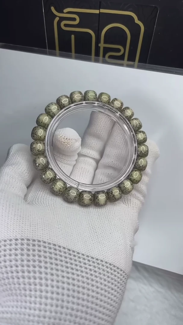 手串星月菩提小驼包10x9.c353