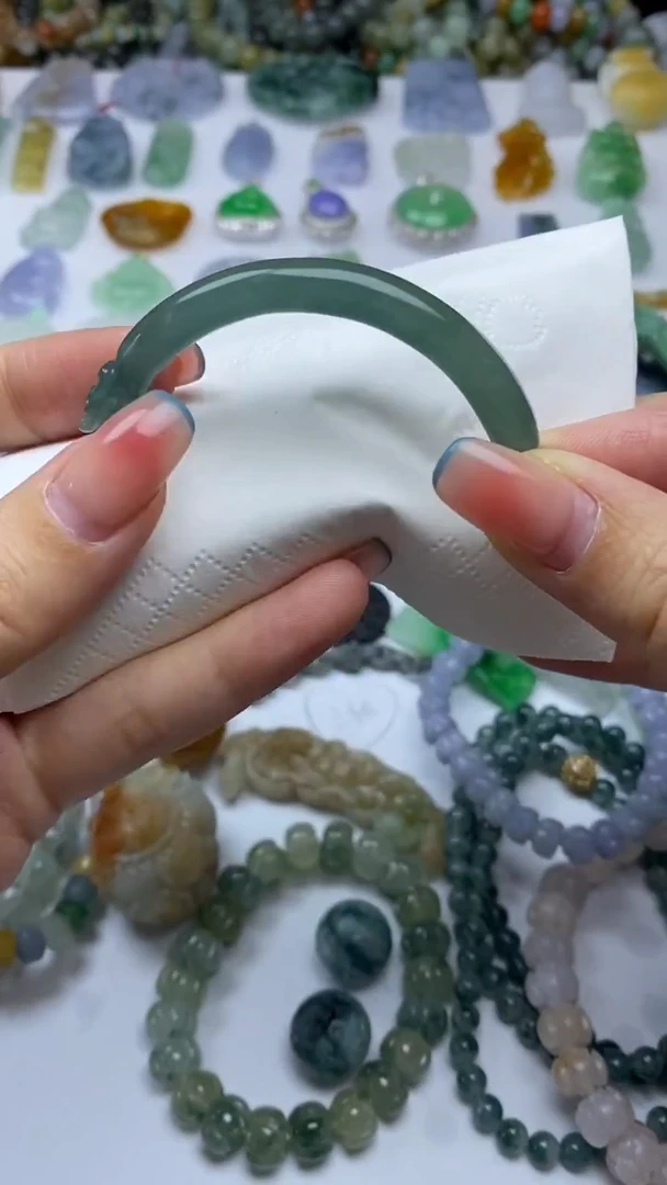 未镶嵌定制翡翠毛货定制不退不换