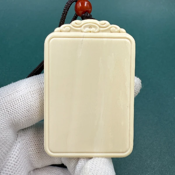 D1103天然猛犸牙无事牌（微瑕）支持鉴定假一罚四