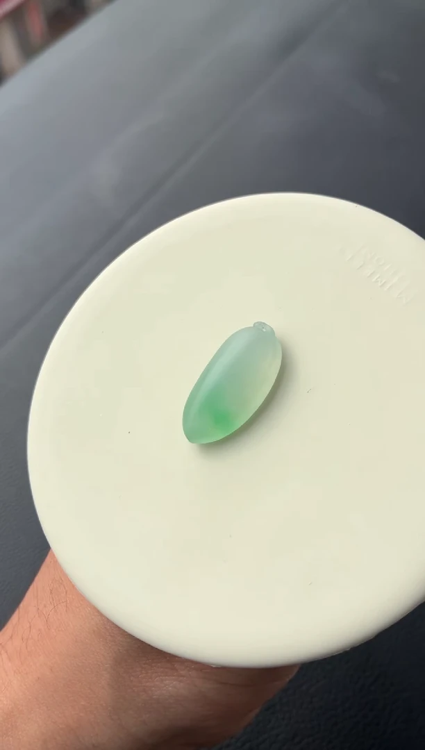 未镶嵌定制翡翠翡翠