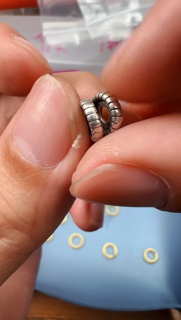 【闪购商品】树脂制品【 肖钟出品 】