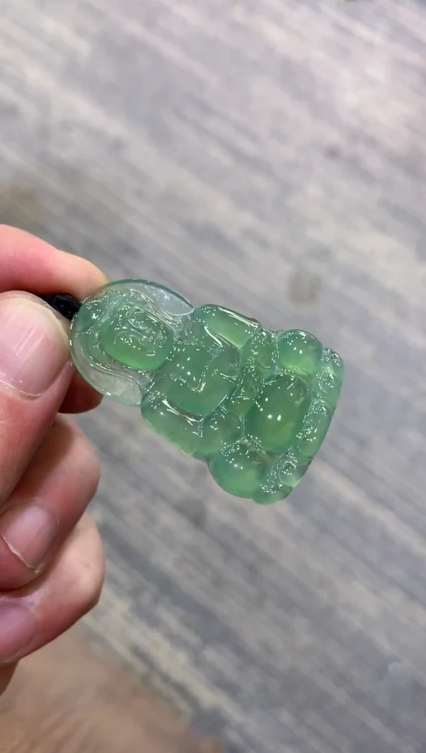 颈饰未镶嵌翡翠天然A货翡翠