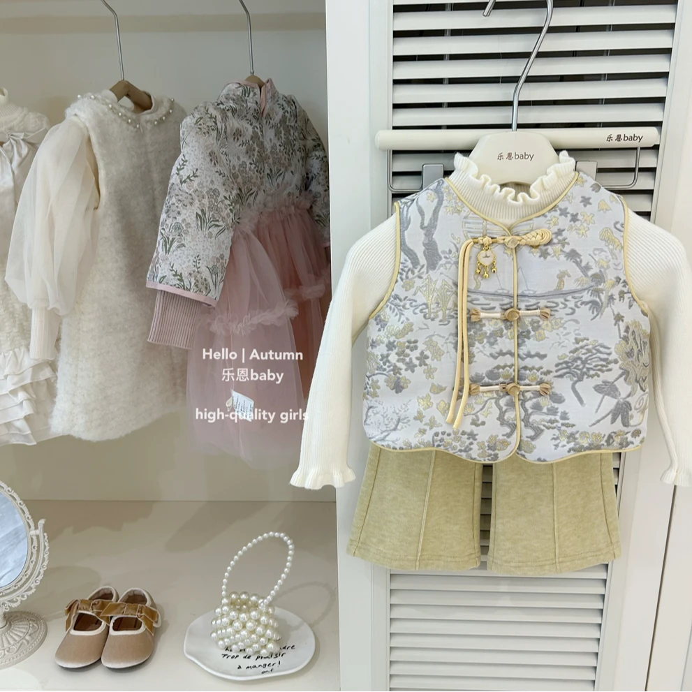 【乐恩童装】女童冬季新款过年衣服黄色花朵新中式国风马甲时髦套装