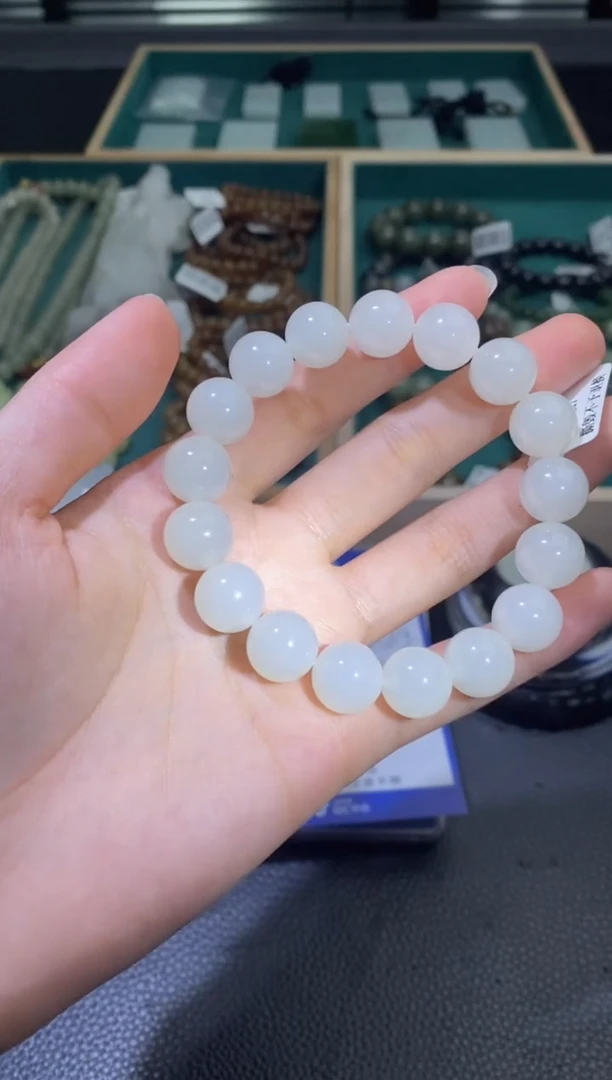 定制和田玉于田料手串12mm