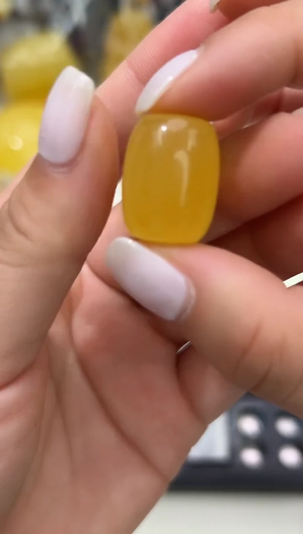 裸石琥珀未镶嵌琥珀蜜蜡吊坠