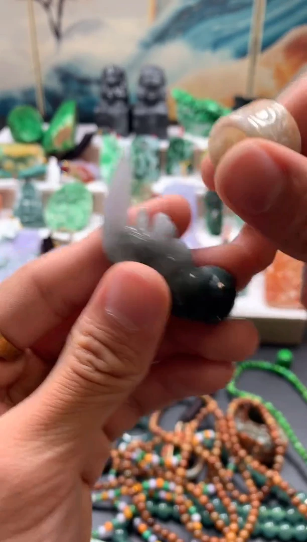 颈饰未镶嵌翡翠天然A货翡翠两个
