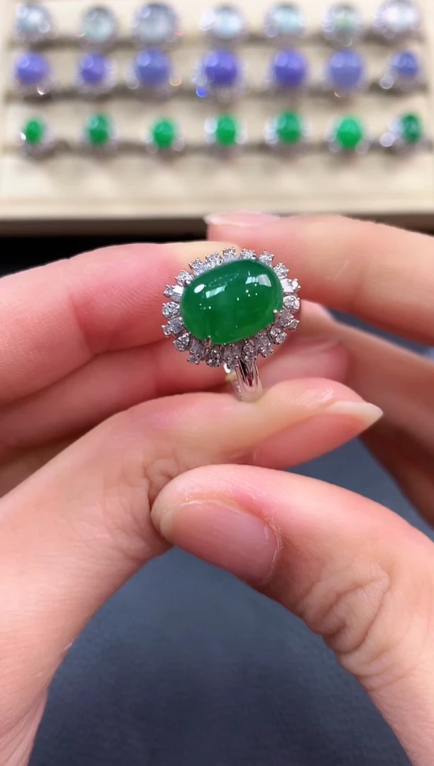 【闪购商品】翡翠戒指18K金镶嵌b129