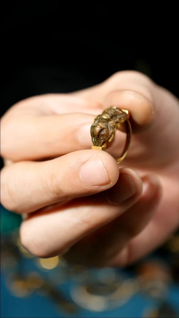 玉*意藏传天铁设计元素