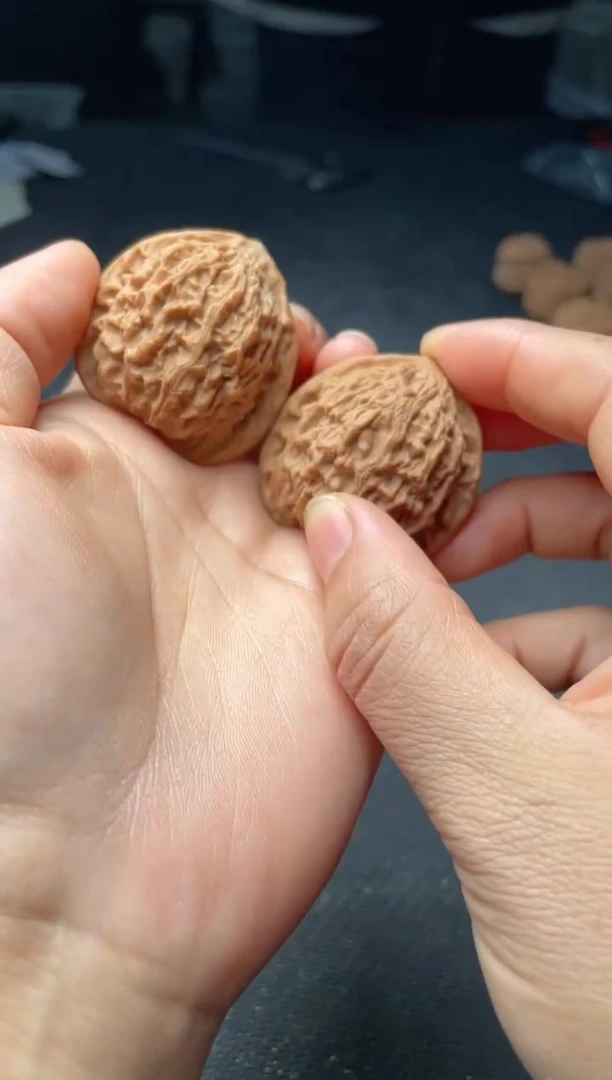 把件文玩核桃w192  金牛 38尺