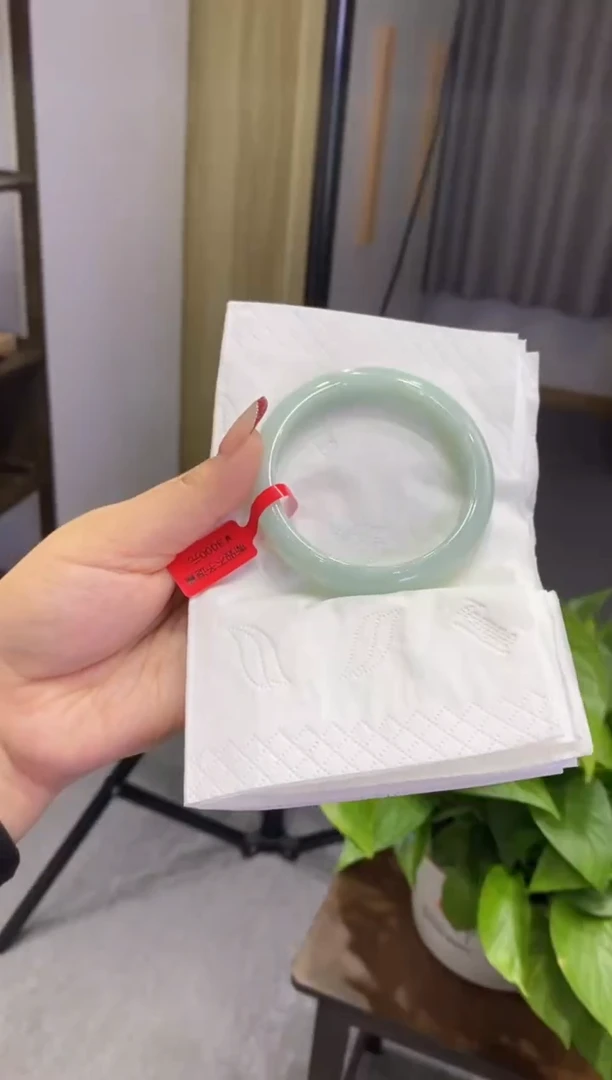 【闪购商品】翡翠手镯未镶嵌00000596