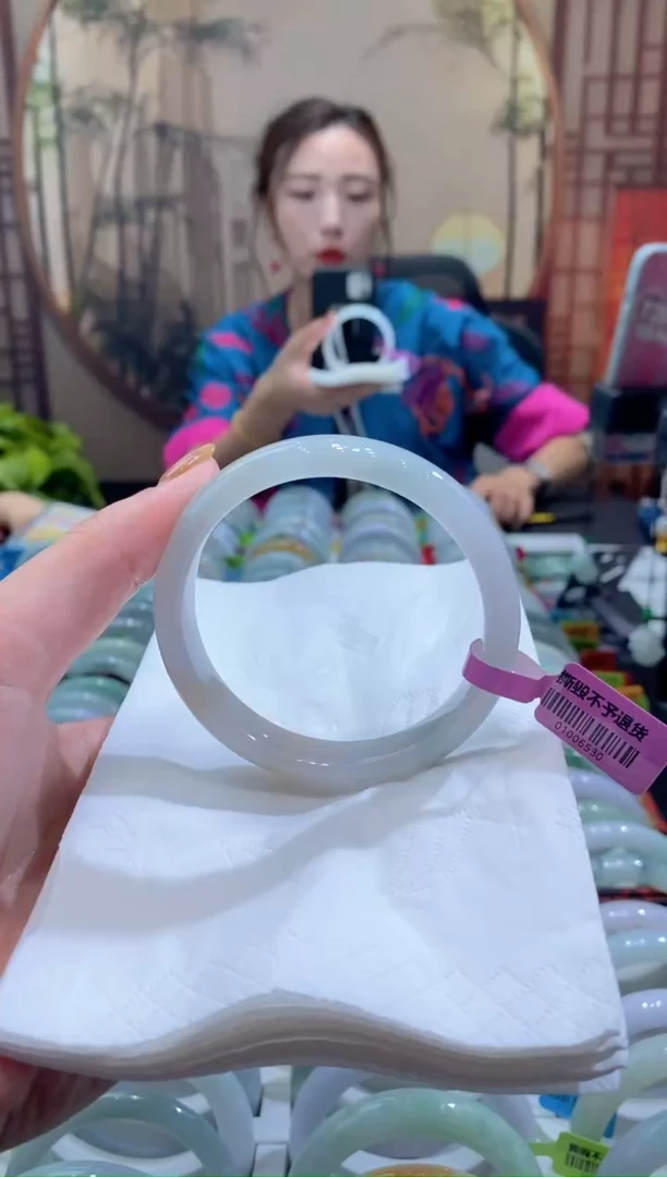 未镶嵌手镯翡翠000083546