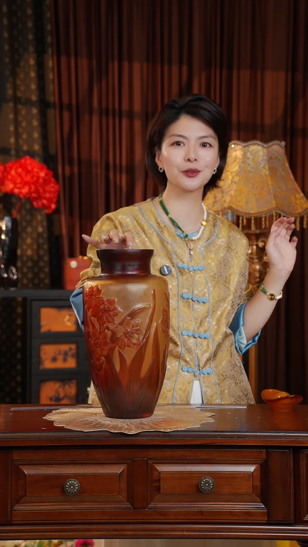 手工艺品琉璃葛蕾--外浮雕