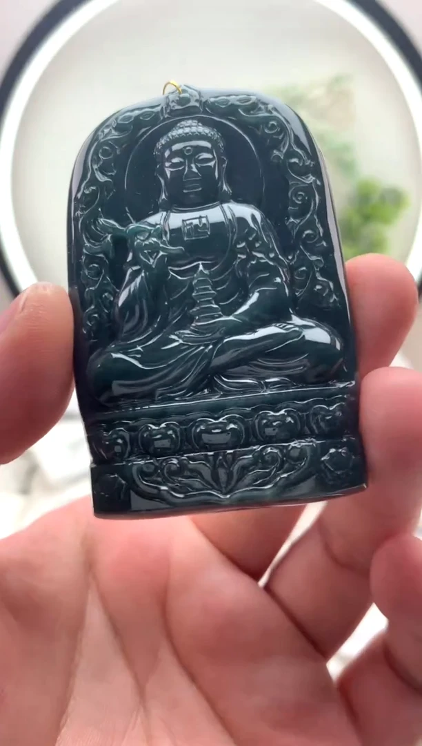颈饰未镶嵌翡翠阿弥陀佛