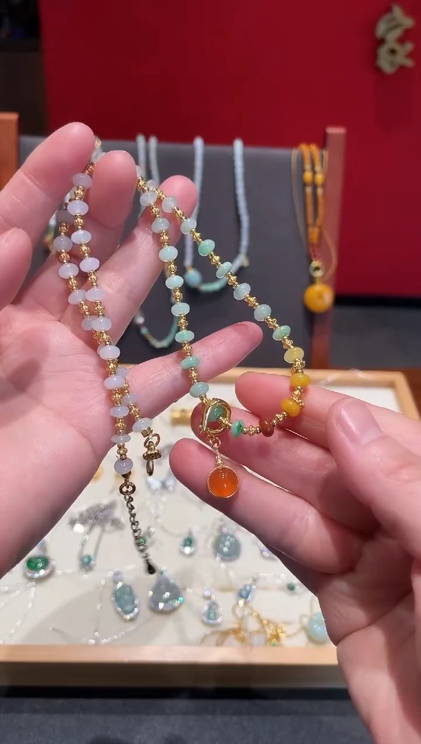 颈饰银S925镀金镶嵌翡翠翡翠珠链