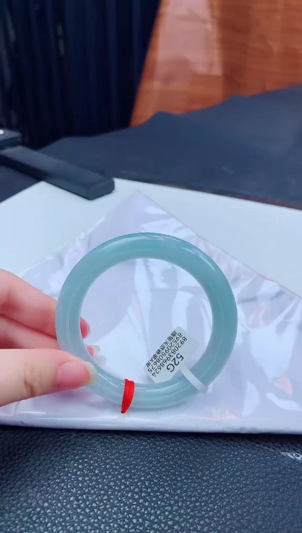 翡翠手镯未镶嵌缅甸天然翡翠A货手镯