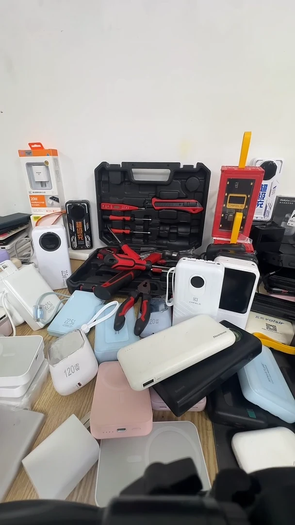 厚款娜*五金工具工具箱