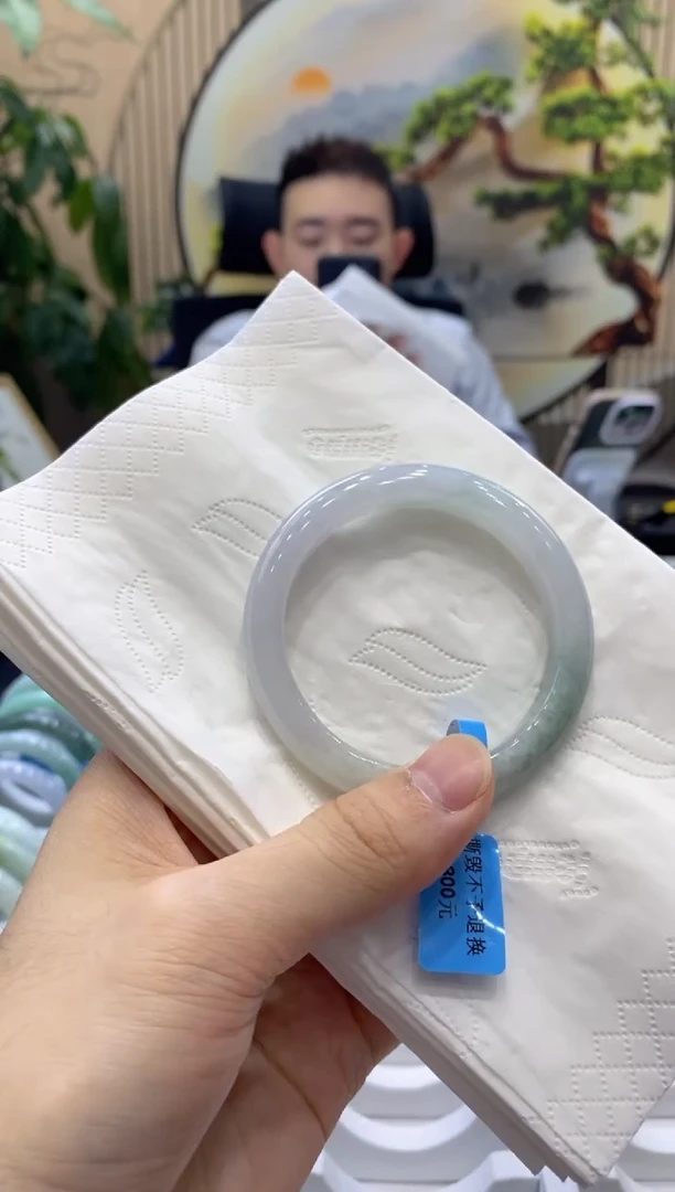 翡翠手镯未镶嵌0000005536