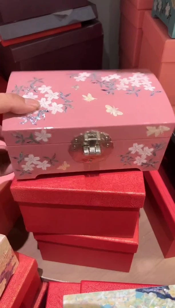 微瑕弘贝雅螺钿漆器文化馆