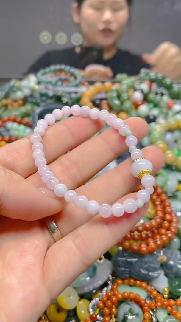 颈饰未镶嵌翡翠5mm/ M /翡翠A货，一件也是批发价