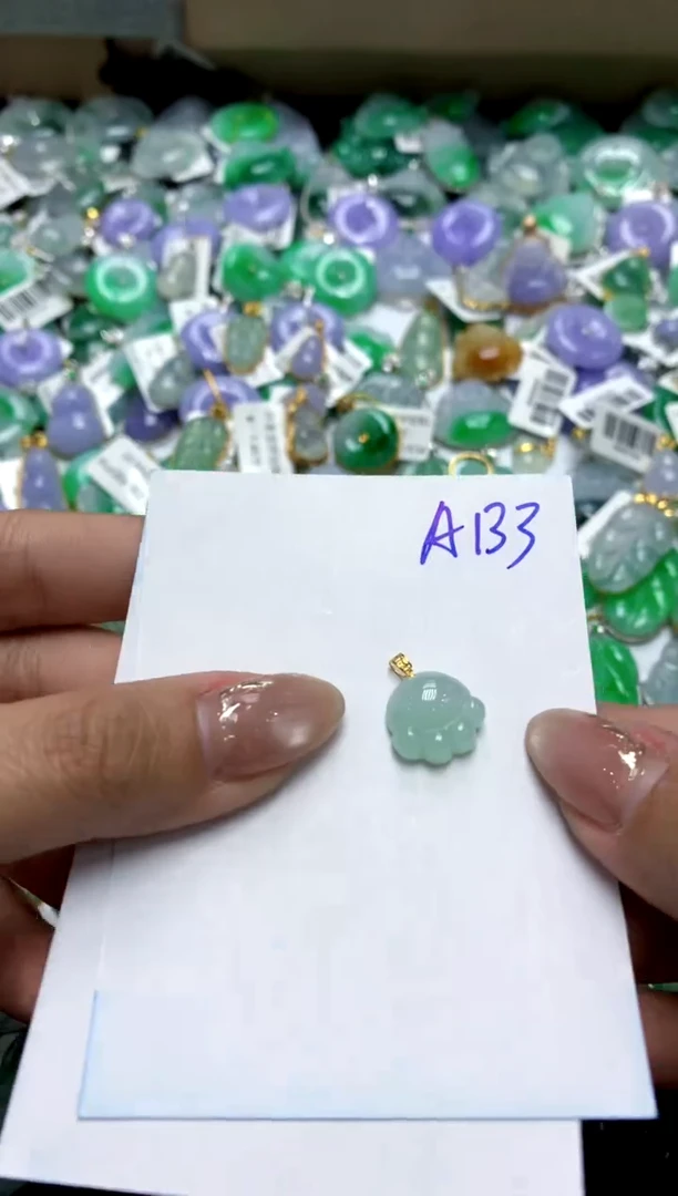 【闪购商品】翡翠颈饰18K金镶嵌1111111111111111