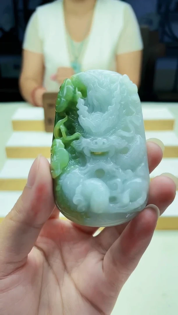 颈饰未镶嵌翡翠09130006