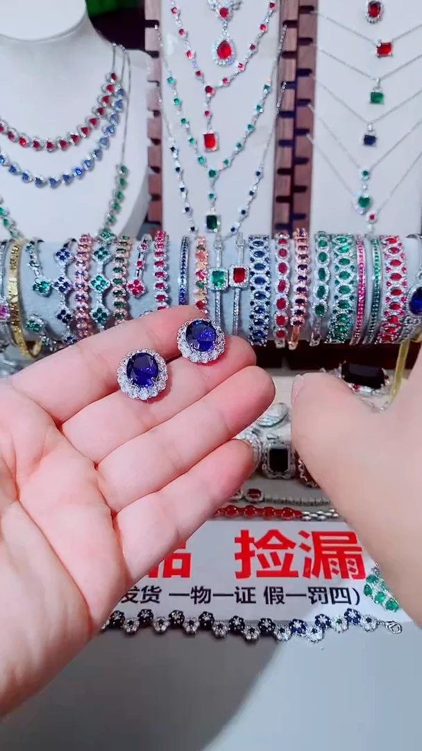 耳饰蓝宝石未镶嵌蓝宝石大耳钉