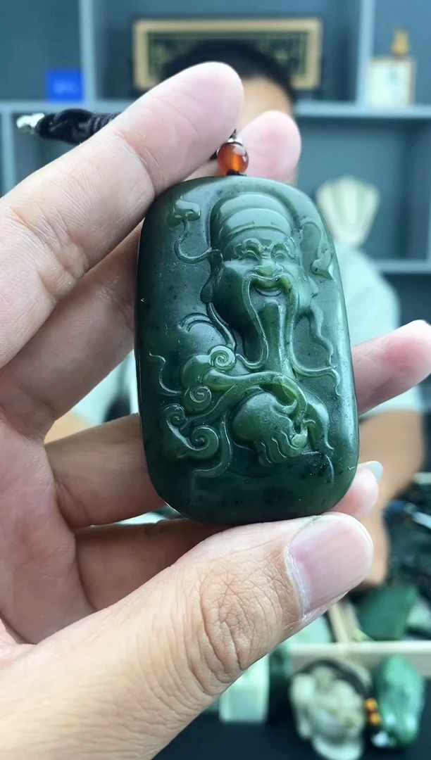 和田玉未镶嵌颈饰1