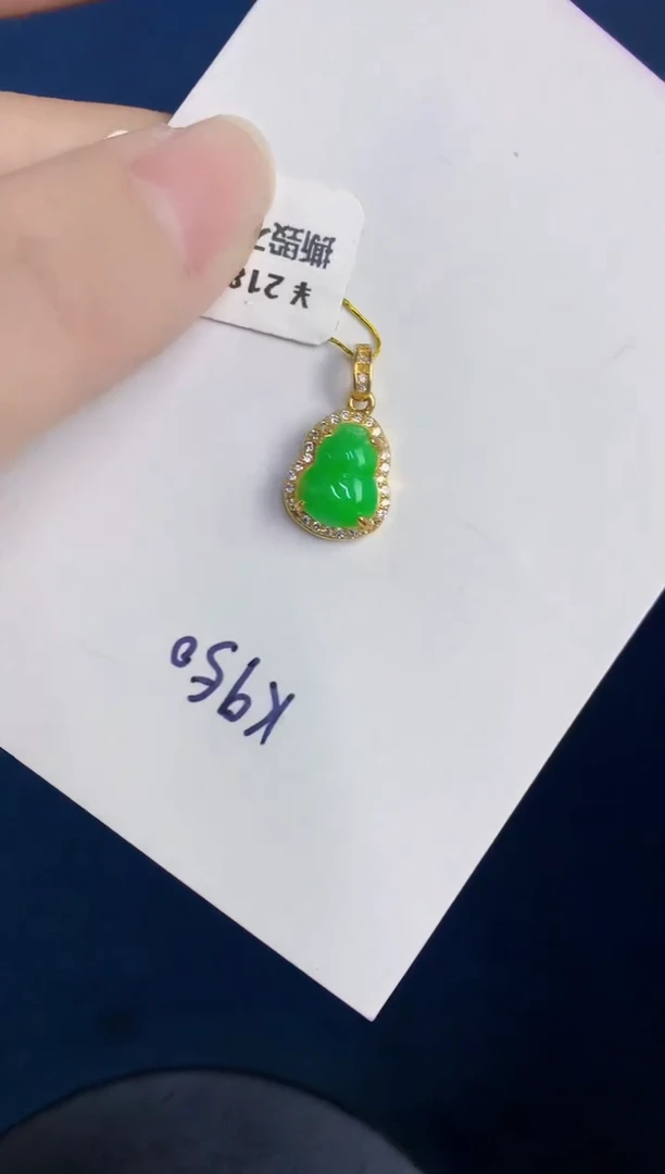 颈饰未镶嵌翡翠天然翡翠缅甸A货