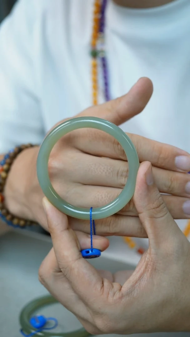 未镶嵌手镯和田玉42号-56.7圆条/GG/9