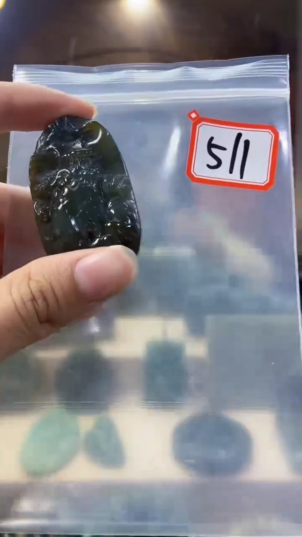 未镶嵌和田玉挂件1