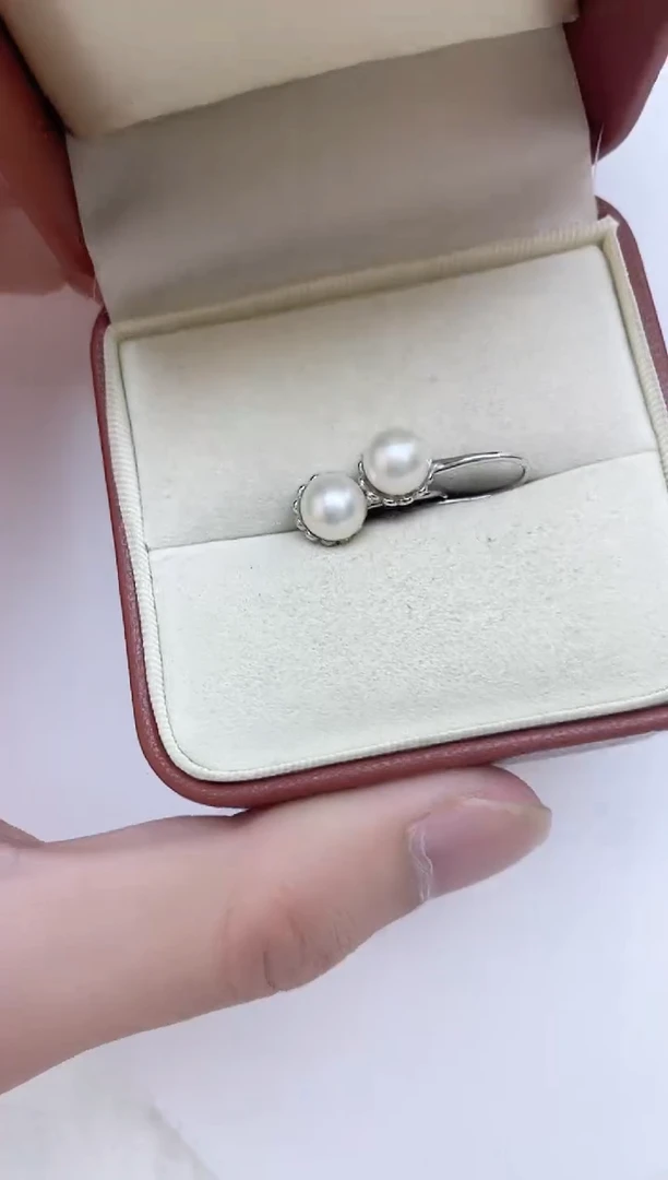 银S925镶嵌海水珍珠耳饰