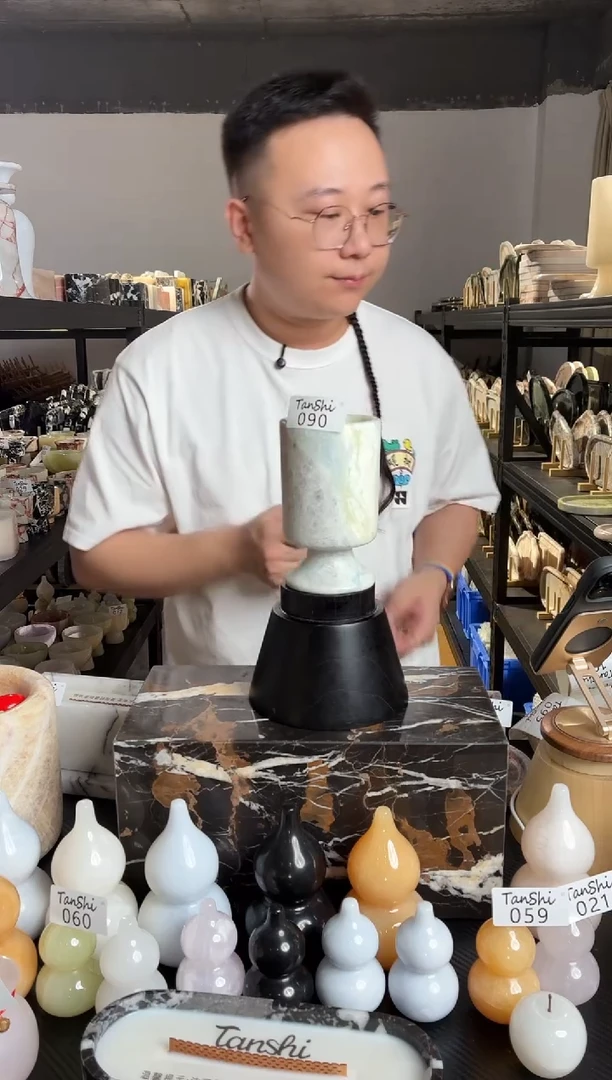 石材090芬迪蓝长脚烛台