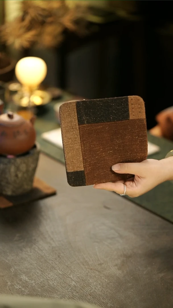 阿眠      重磅香云纱柞蚕丝壶垫