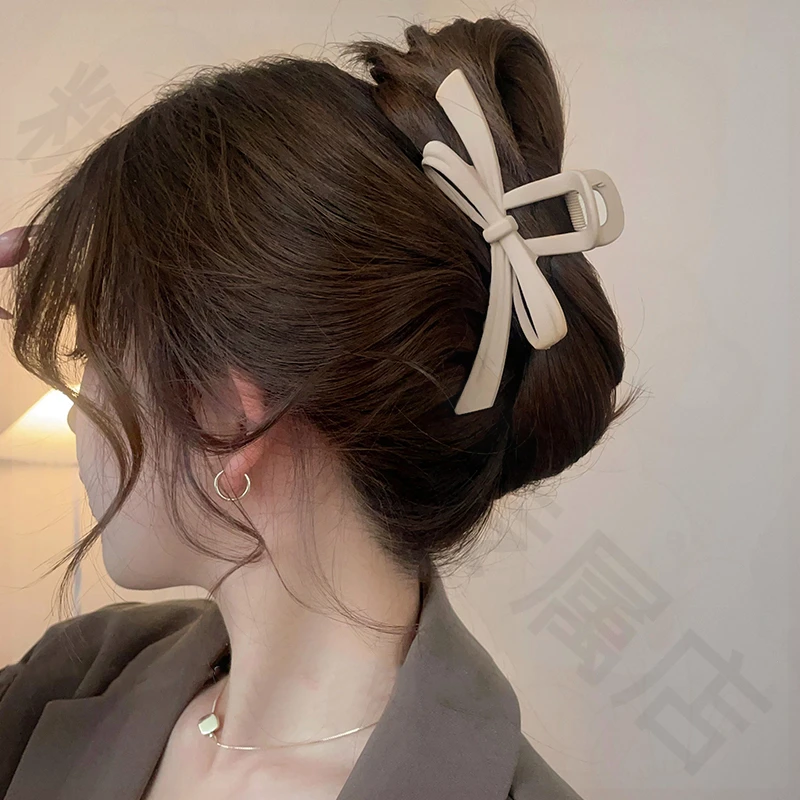 【新疆包邮】蝴蝶抓夹简约百搭大号树脂发抓盘发鲨鱼夹子后脑勺2024