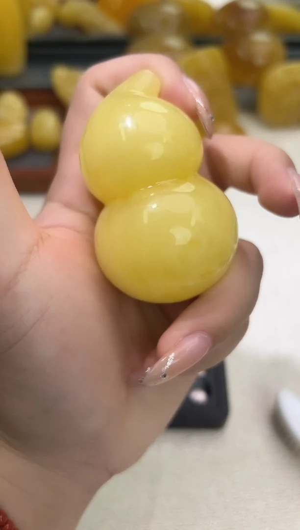 裸石琥珀未镶嵌琥珀蜜蜡吊坠
