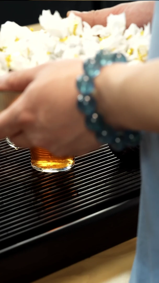 壶紫砂蘑菇坨熟茶龙珠