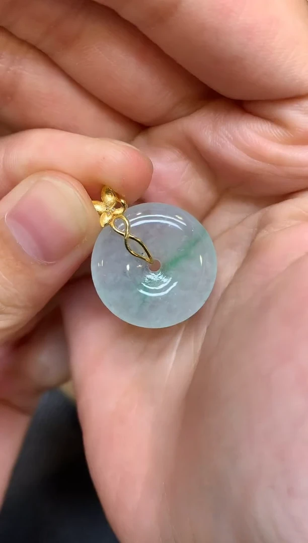 颈饰18K金镶嵌翡翠平安扣【无服务费【48小时鉴赏期】