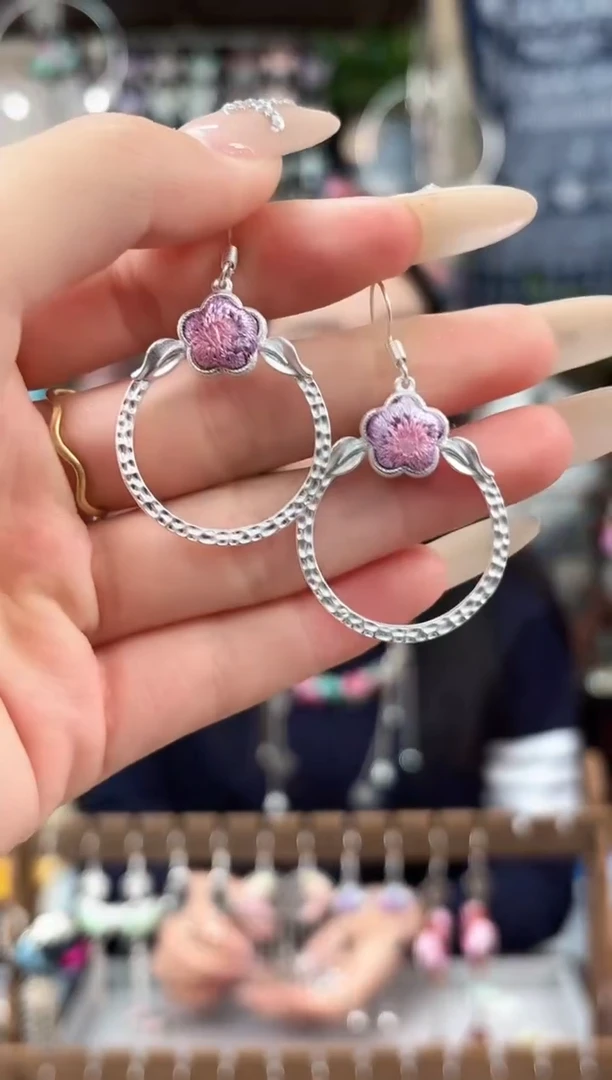 织绣民族风非遗老绣饰品142*