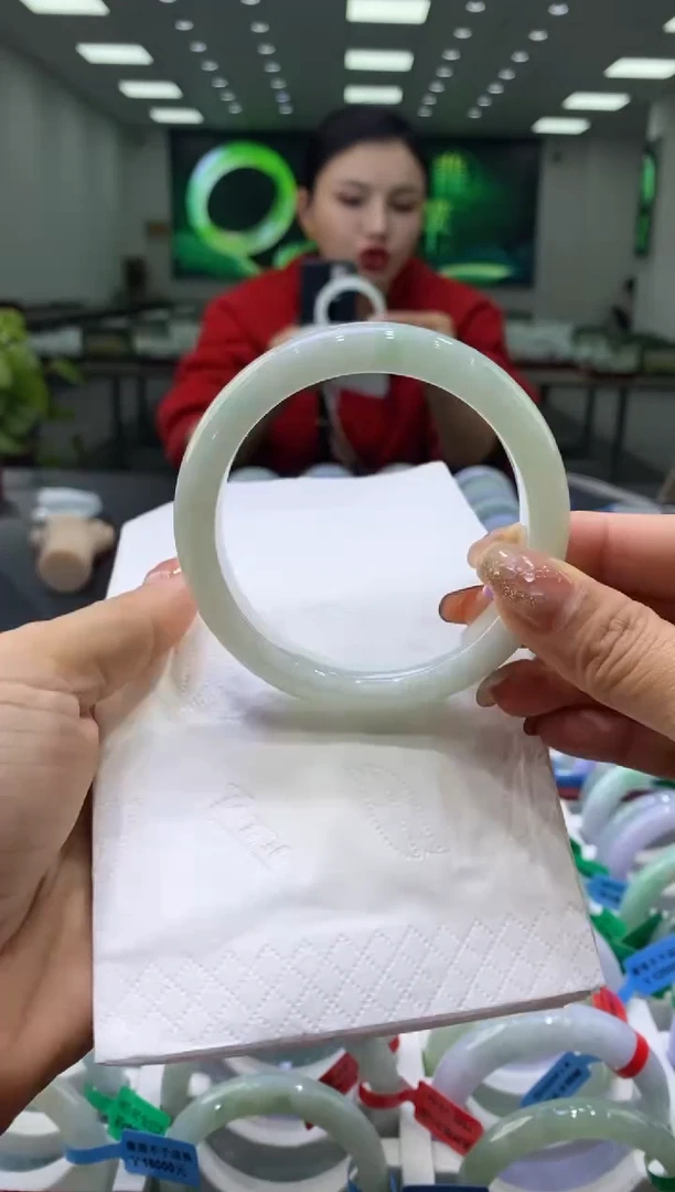 未镶嵌手镯翡翠00004978