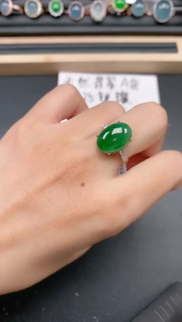 银S925镶嵌戒指翡翠111