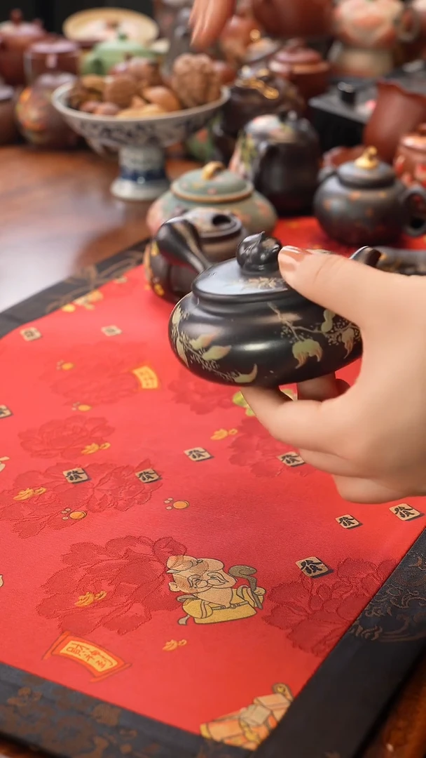 茶壶紫砂黑料唐羽