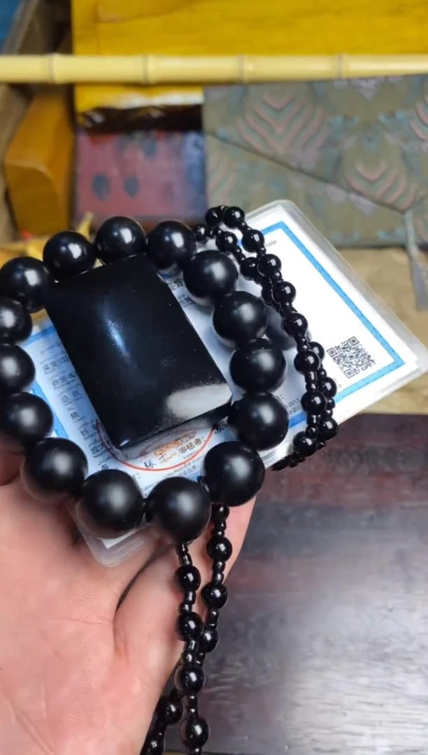 未镶嵌和田玉（墨玉）挂件主播推荐主播推荐