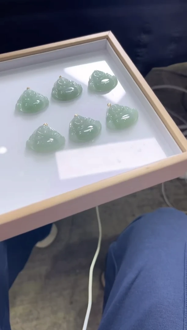 颈饰18K金镶嵌翡翠T97/多样性发一件/配绳子