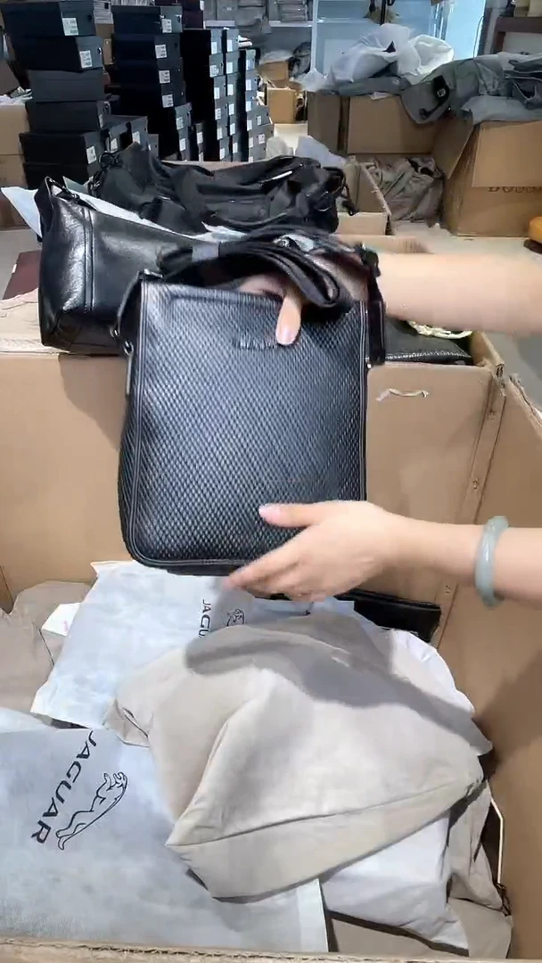 牛皮（革）韩爵绅士包包皮具028