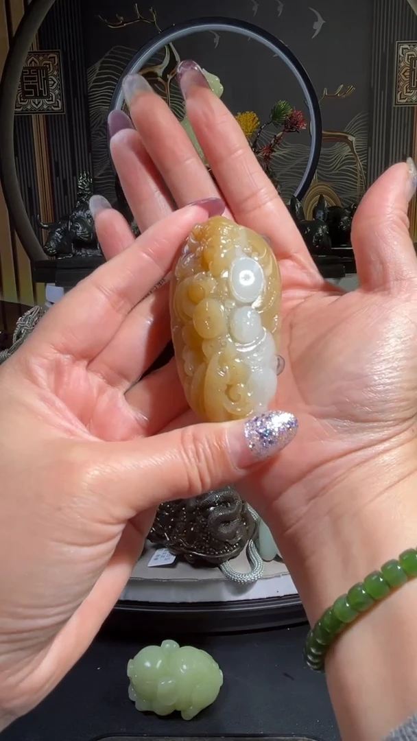 未镶嵌和田玉把件把件