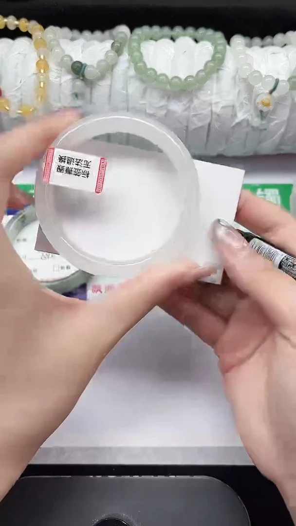 未镶嵌手镯石英质玉8-56/57