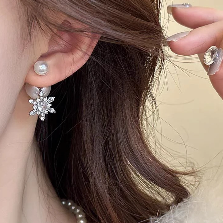 合金耳饰 精致水钻雪花圆珠耳环温柔两戴甜美设计感小众轻奢耳饰