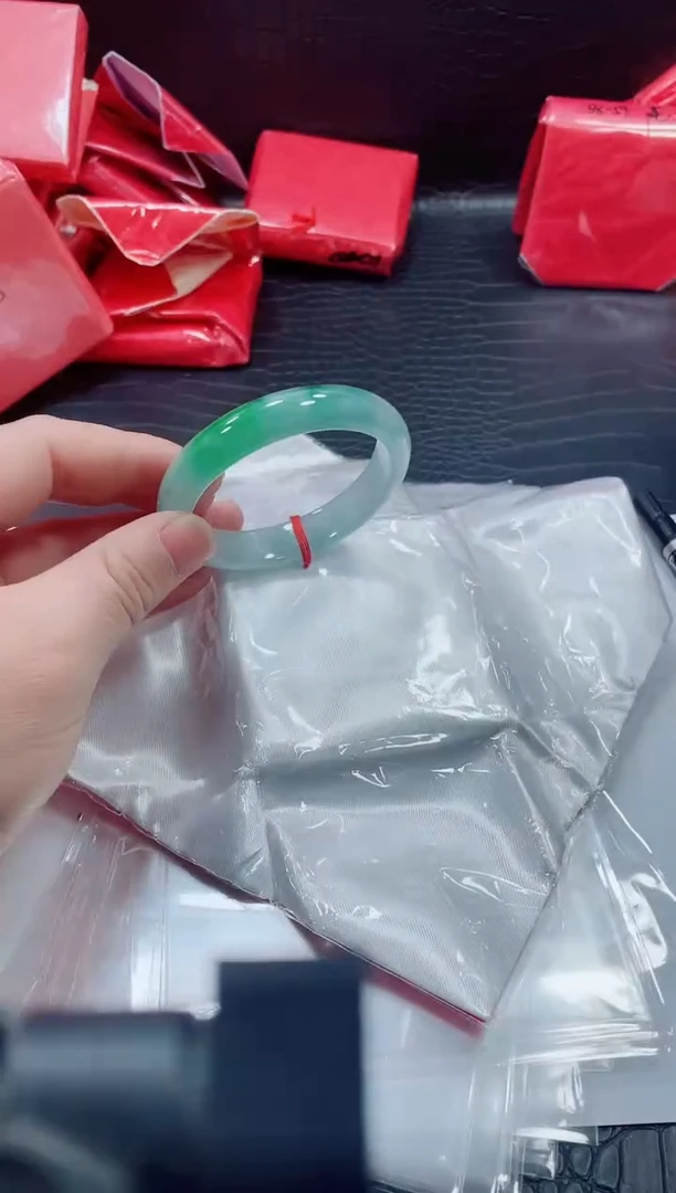 非金属无小哥38号手镯59.2圈口