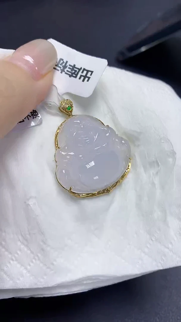 翡翠18K金镶嵌颈饰天然缅甸翡翠A货